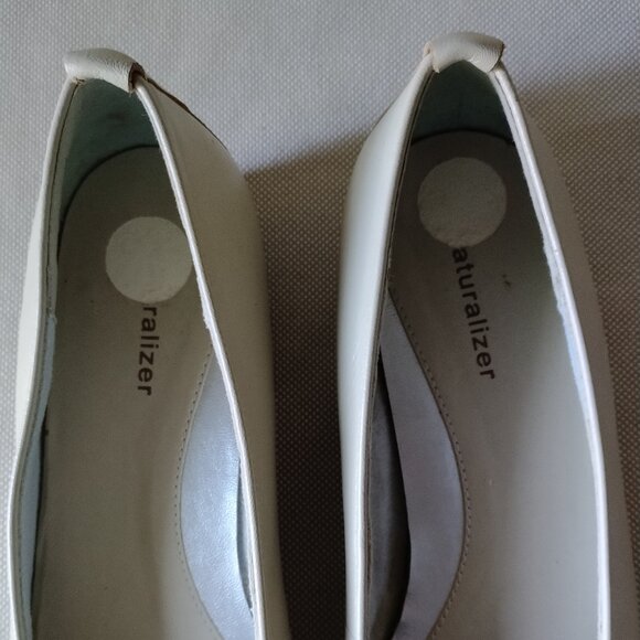 Naturalizer Neptune Leather Ballet Flats, Bone Colour 8.5M  NWOT - Picture 10 of 11